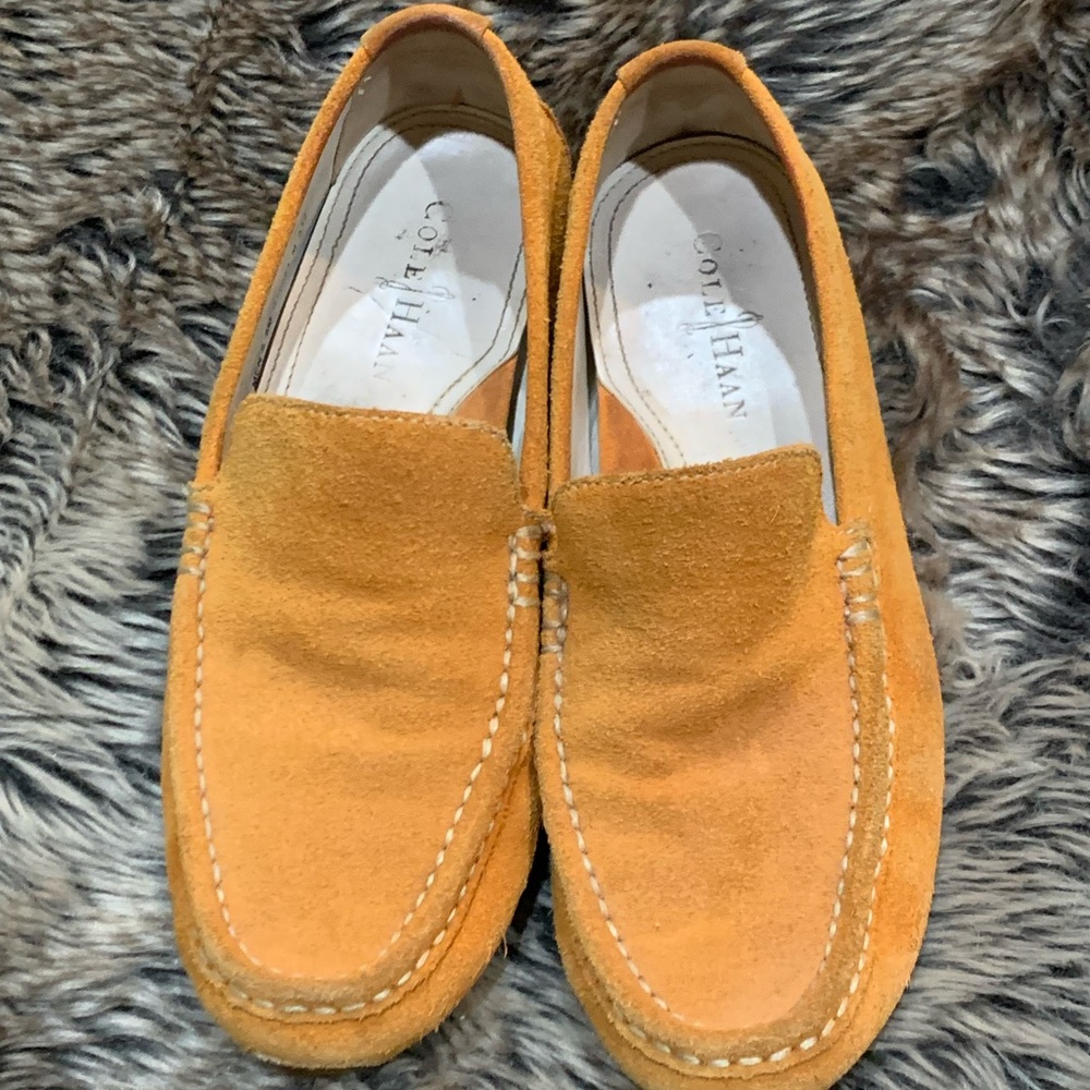 Cole Haan Somerset Loafers Men size 8M Orange Suede Shoes. Rare color